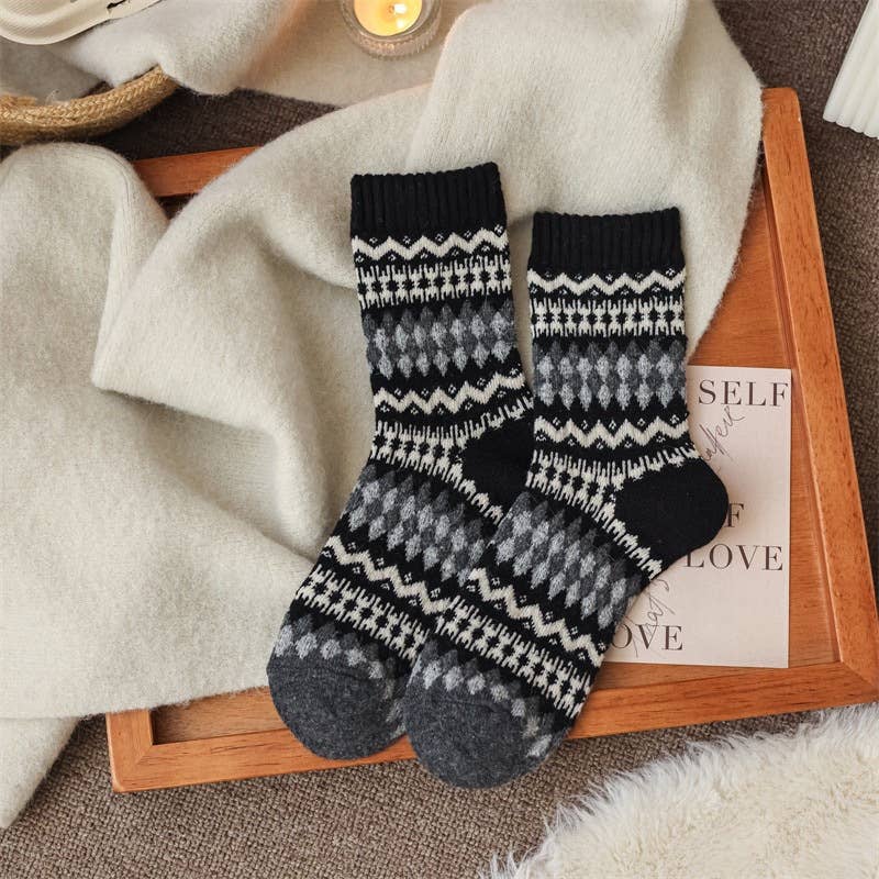 Fair Island Vintage Ethnic Style Artsy Socks