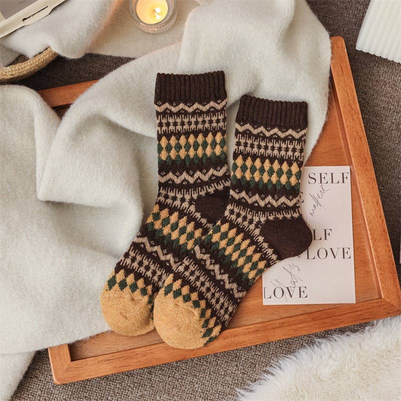Fair Island Vintage Ethnic Style Artsy Socks