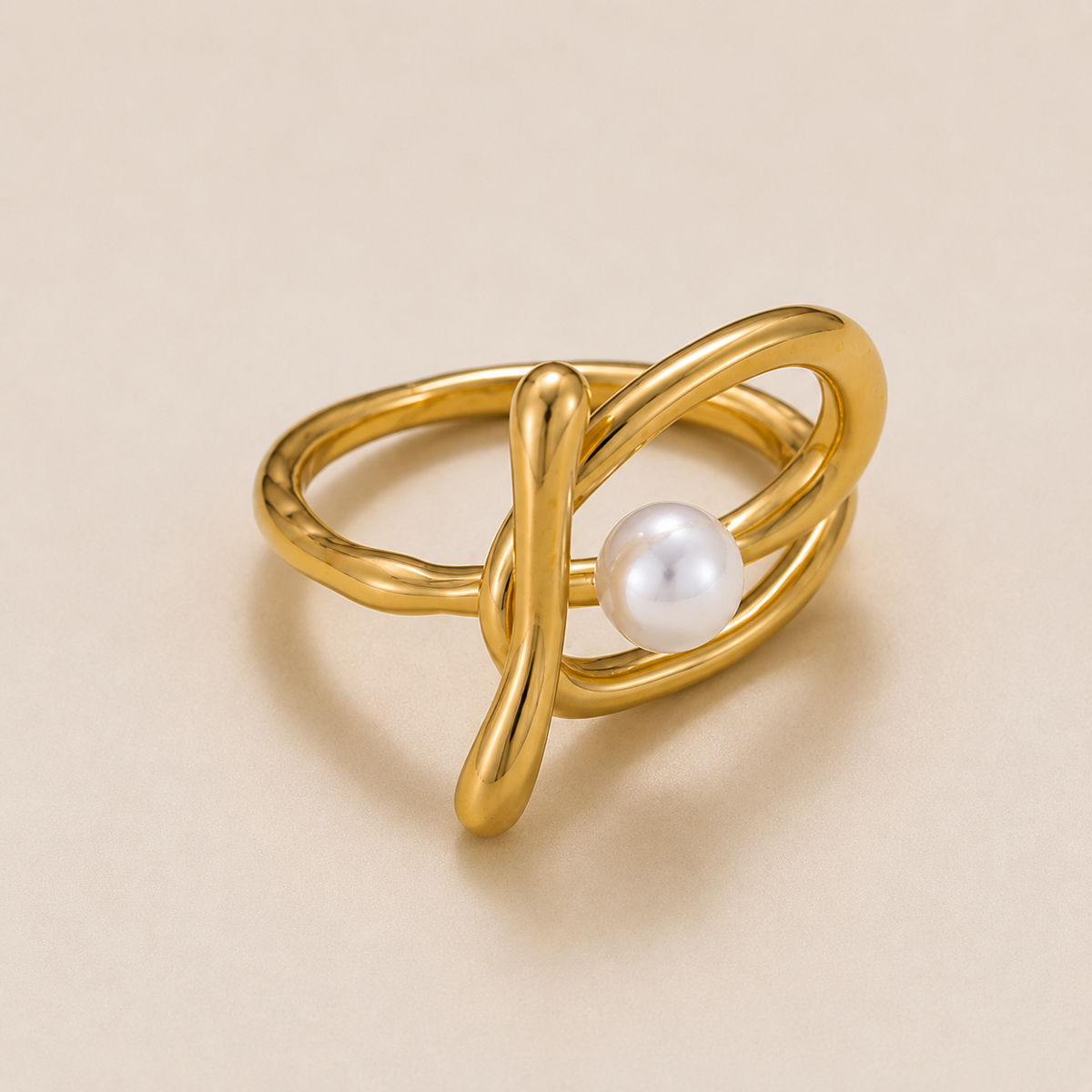 Gold Pearl Twisted Ring