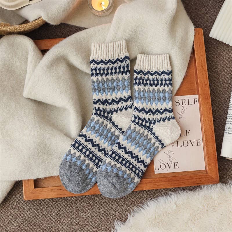 Fair Island Vintage Ethnic Style Artsy Socks