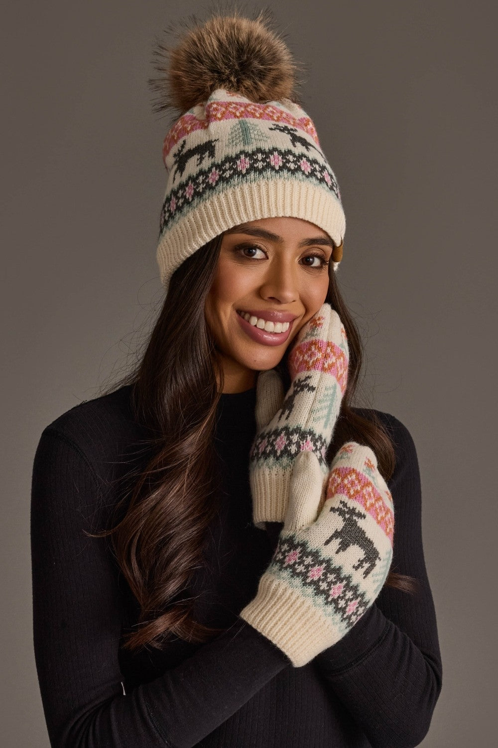 Ivory Deer Winter Pattern Mittens