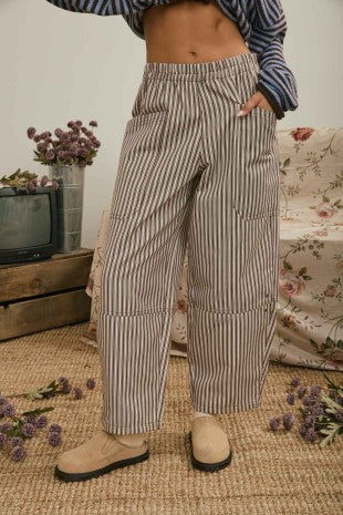 STRIPED WIDE LEG PANTS